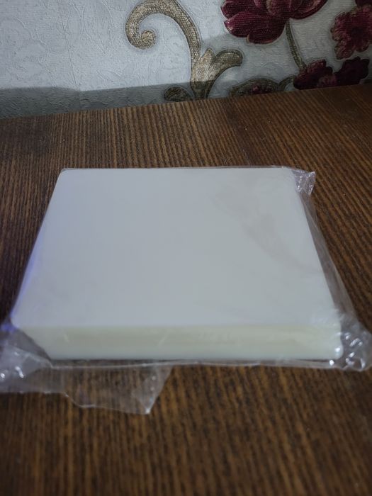 Продам клеёнку для ламината 1500