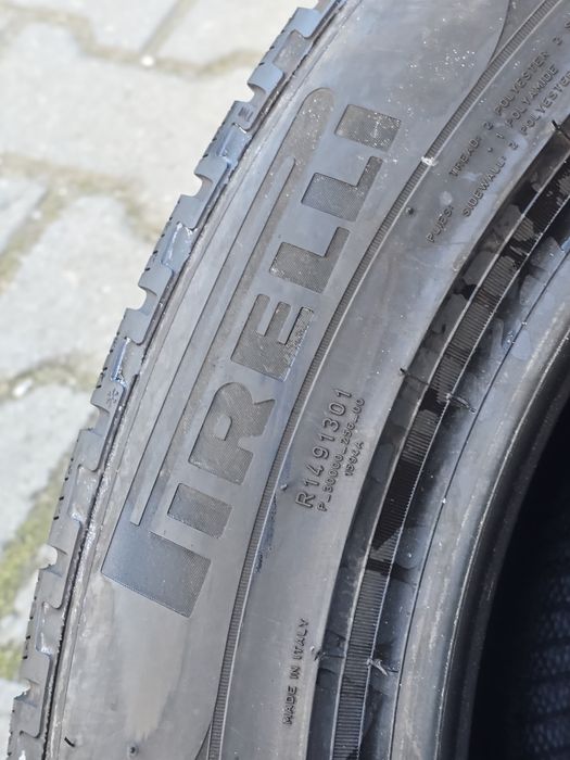 235 55 18 Pirelli
