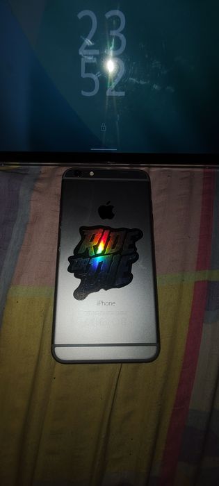 Vând sau schimb iPhone 6 plus