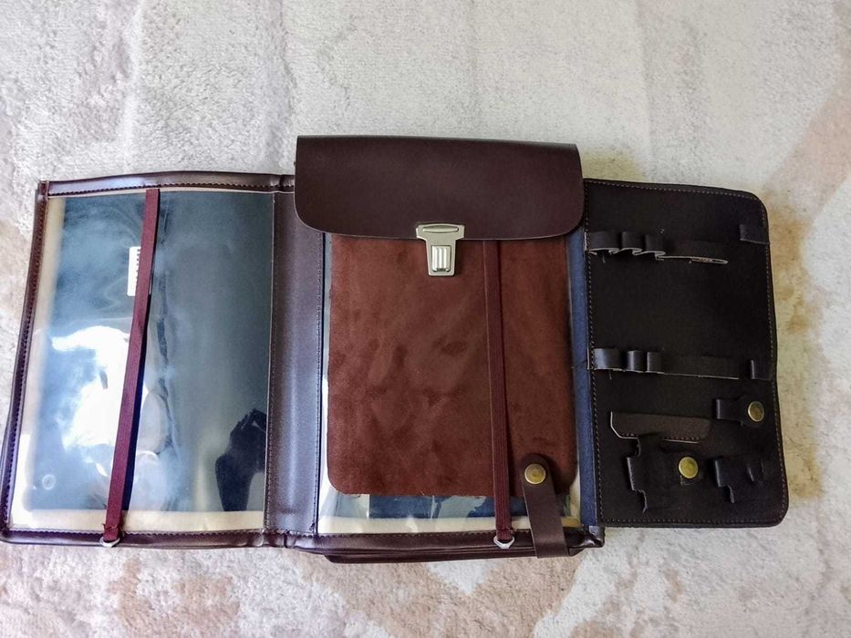 Продам сумку планшет