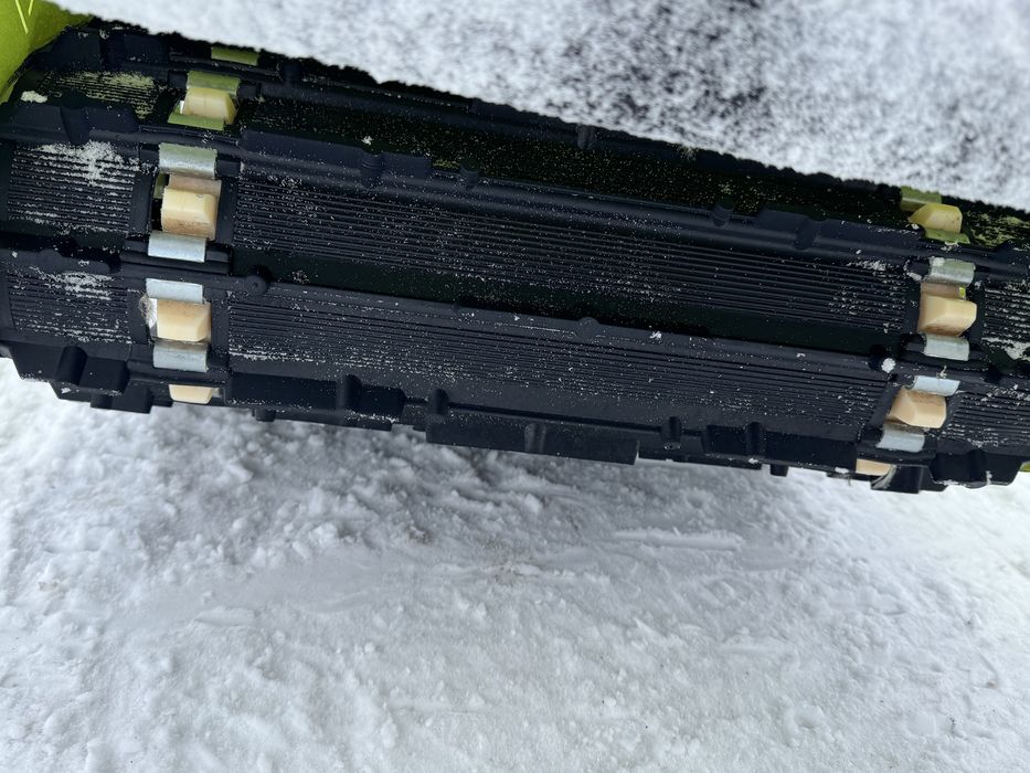 Продам снегаход Azimut