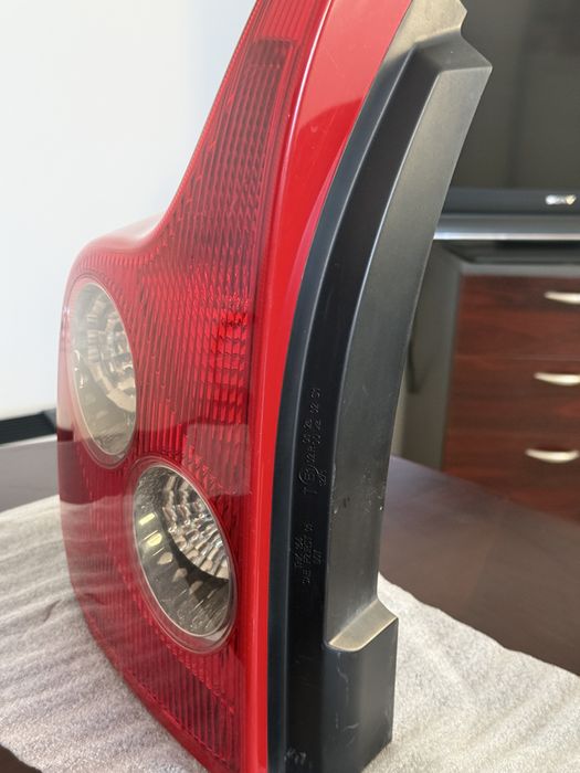 Ляв стоп за VOLVO XC90 2003 - 2007 / ВОЛВО