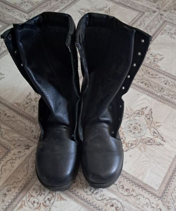 Продам берцы 37 размера,новые