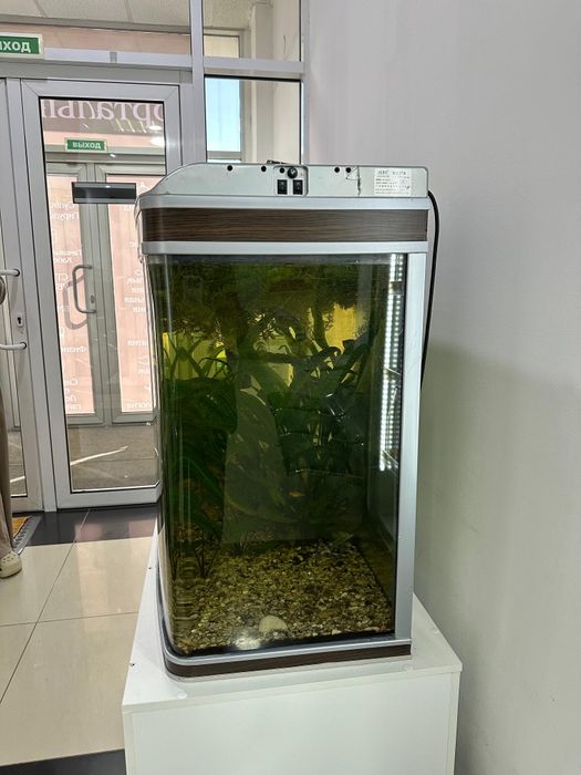 Продается Аквариум 500л