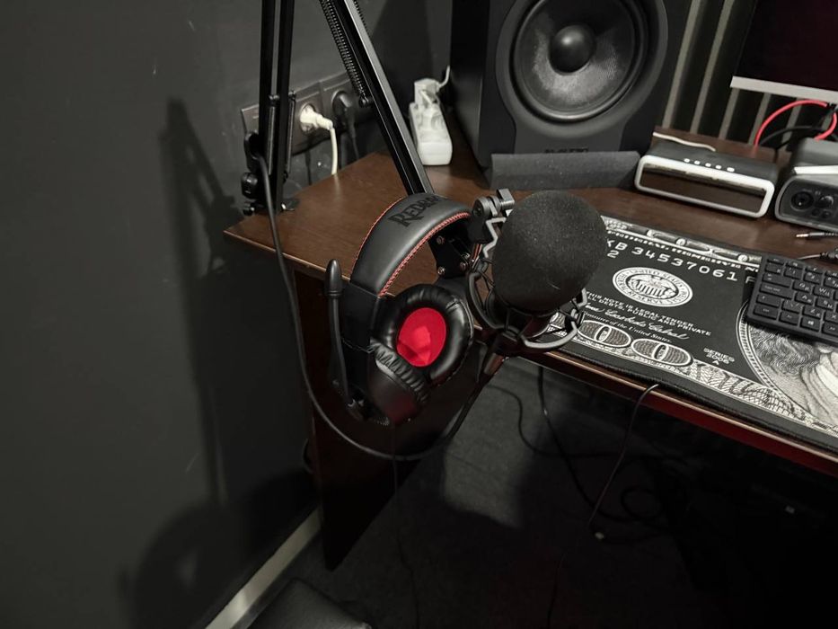 Продам готовую студию звукозаписи.