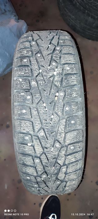 Шины зимние, шипованные с железными дисками