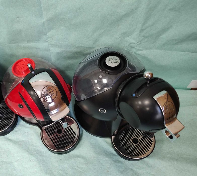 Кафемашина с гаранция 1 година NESCAFÉ® Krups Dolce Gusto Melody.Red