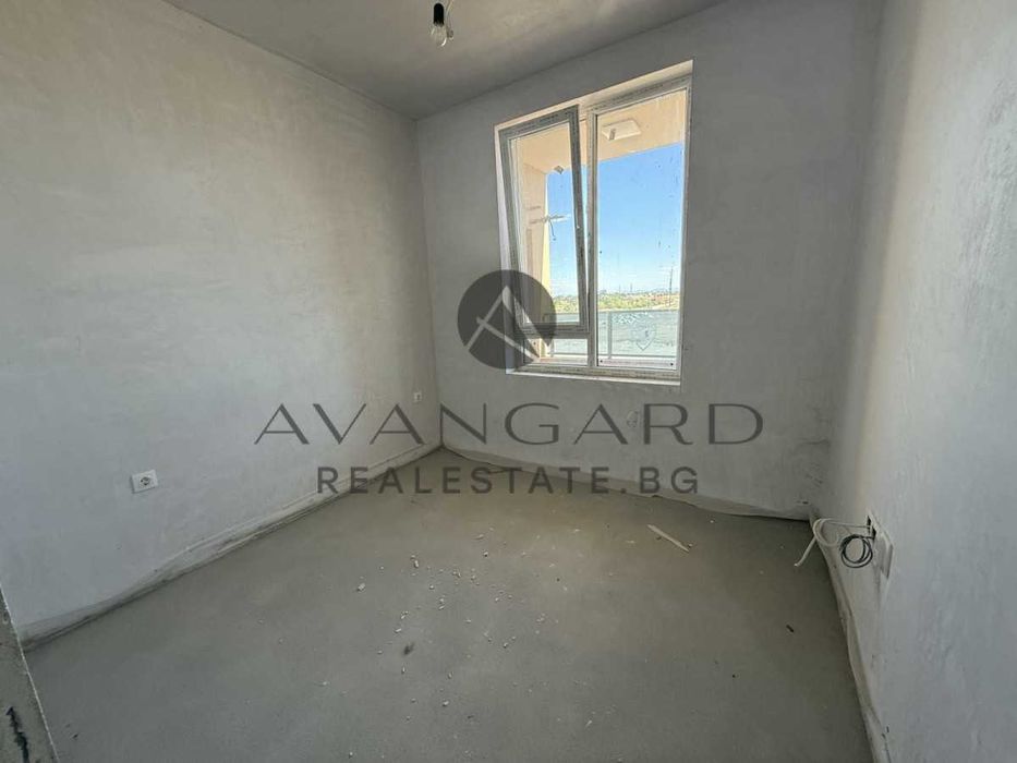 Продава се Тристаен апартамент в Пловдив, Христо Смирненски - 76 кв.м за 1382 €/кв.м - Снимка #6