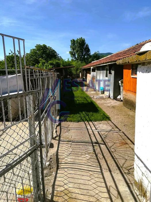 Продава се Къща в с. Миладиновци, Област Ямбол - 475 кв.м за 188 €/кв.м - Снимка #11