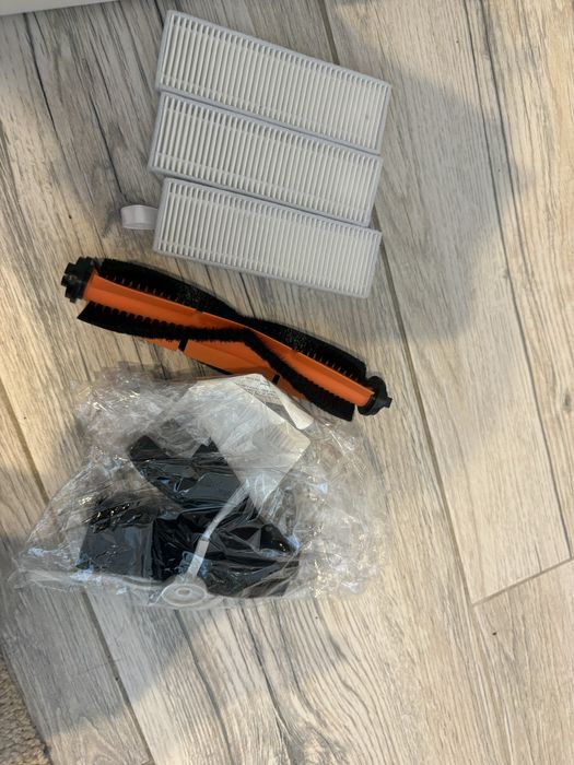 Xiaomi Mi Robot Vacuum-Mop Essential – defect baterie / pentru piese