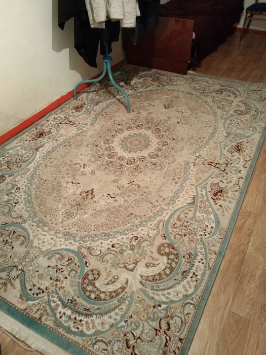 Продам 2:3 ковер