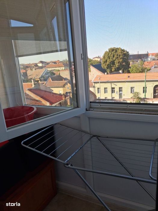 Apartament 2 camere Boul Roșu 250 euro