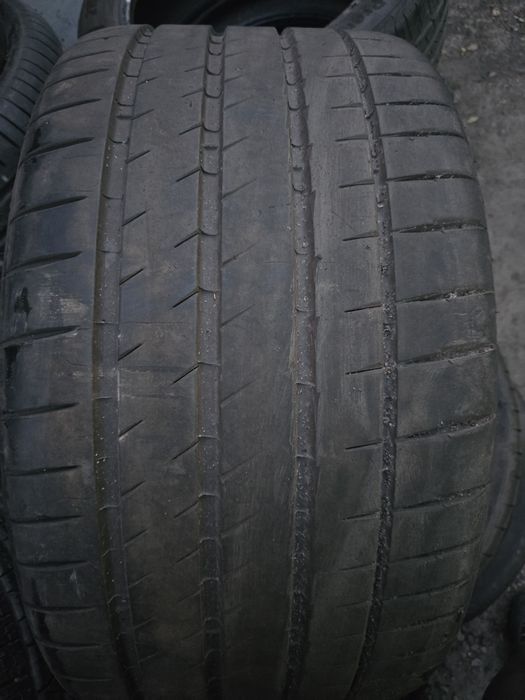 Продам пару 285/30/21