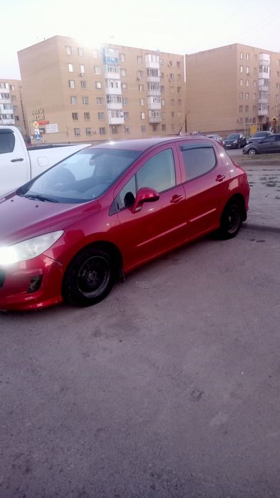 Продам срочно Пежо 308