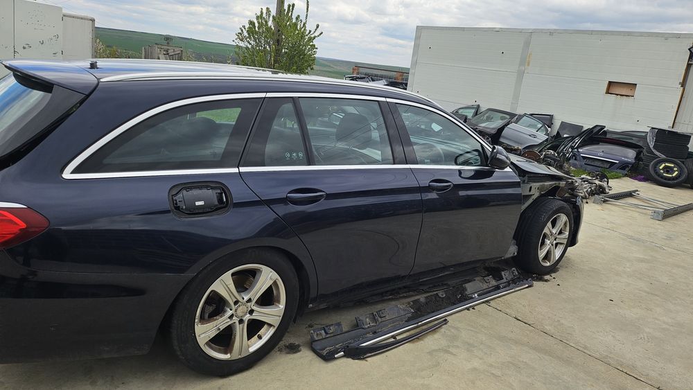 Ușă portiera mercedes e clas w213 stânga fata