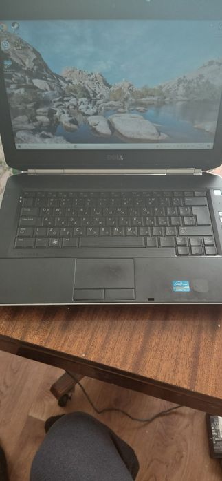 Продавам лаптоп dell latitude E5420