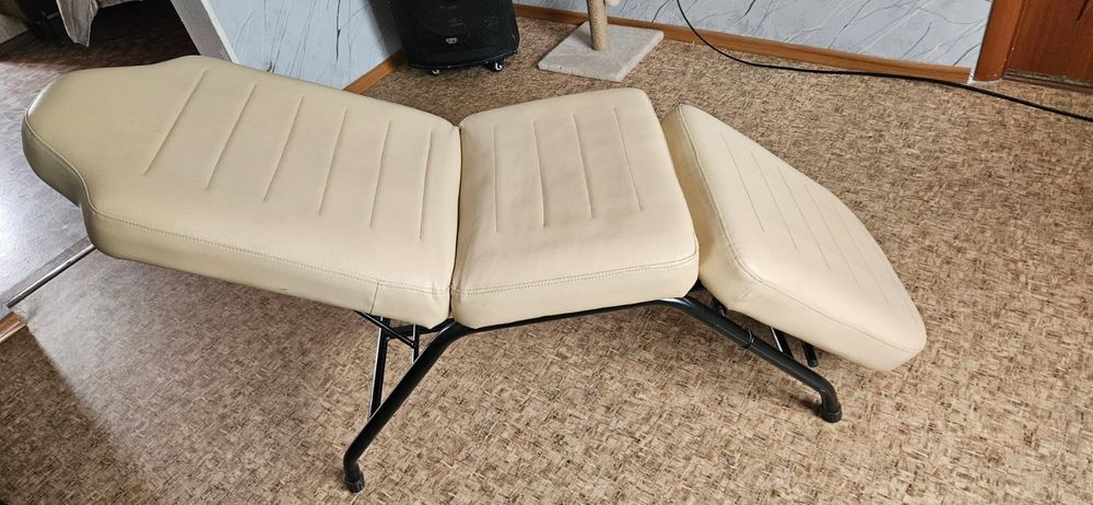 Продам кушетку в идеальном состоянии