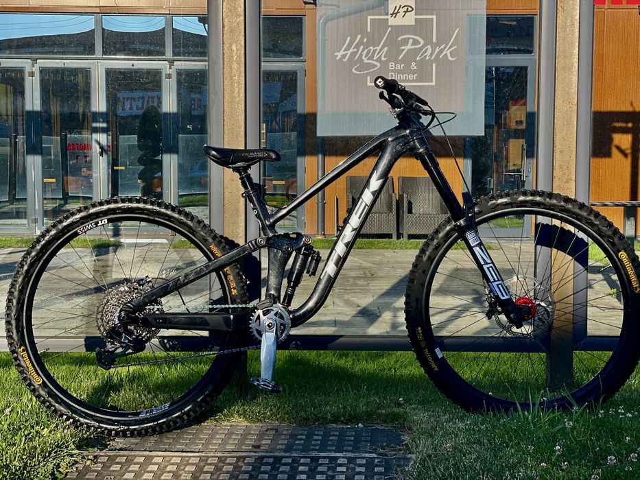 Trek slash 8 2022