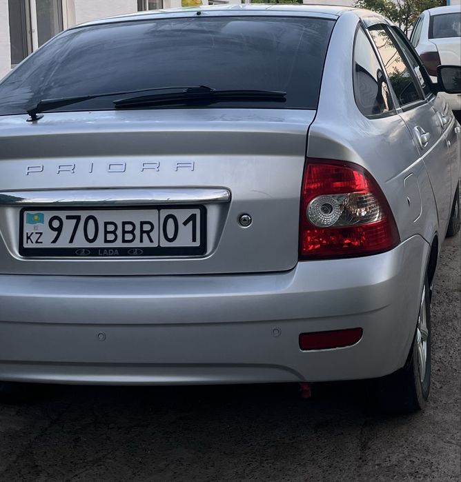 Продам приору……………
