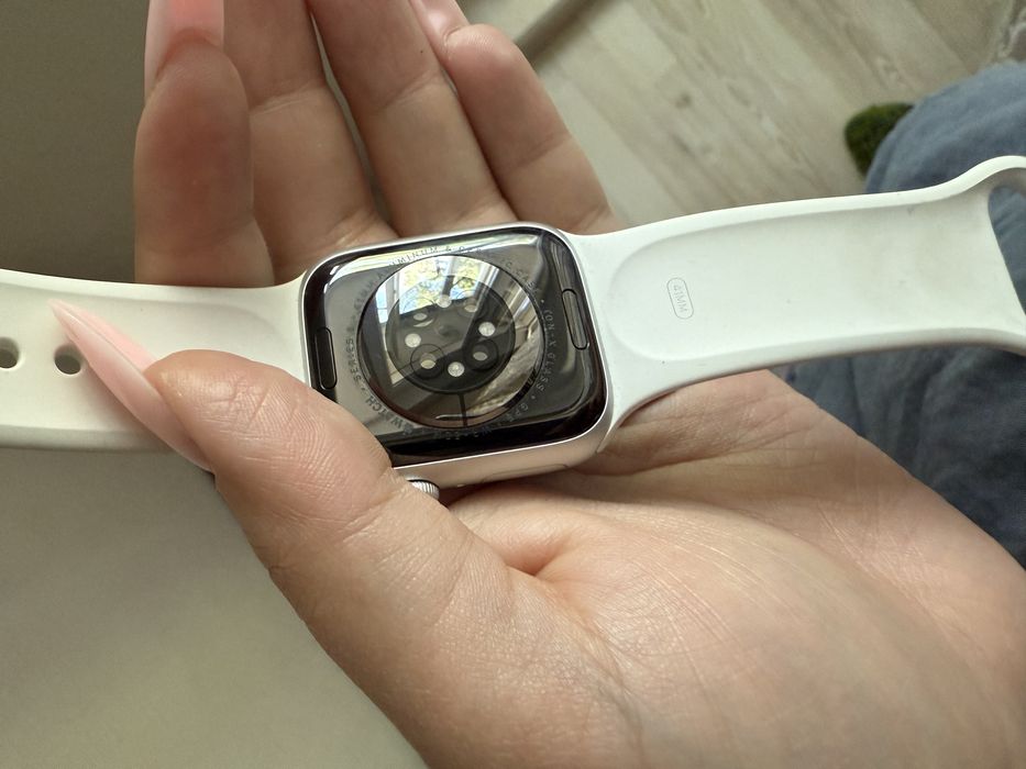 Apple watch 8 серия 41 мм серебро