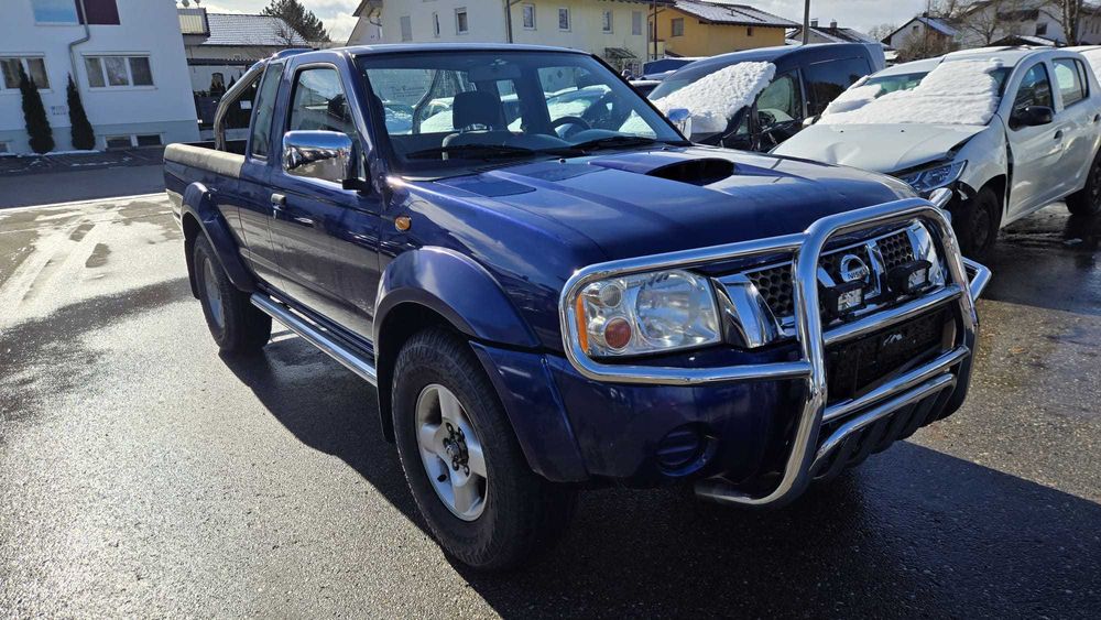 Nissan Navara D22