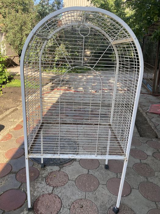 Продам клетку для попугая