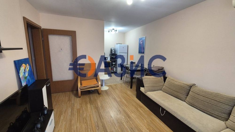 Продава се Двустаен апартамент в Свети Влас - 65 кв.м за 640 €/кв.м - Снимка #4