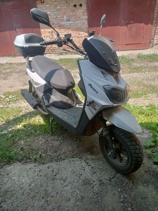 Скутер продам.в х