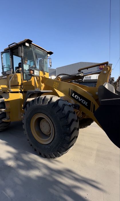 Pogruzchik Lovol 3 kuba yili 2024 faqat naqdga