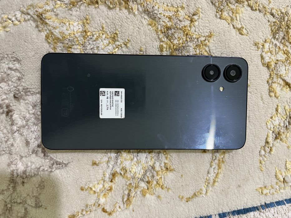 Телефон срочна сотилади Samsung А06