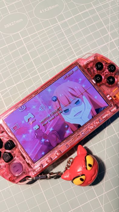 PSP 2000 fetite anime ganditoare…