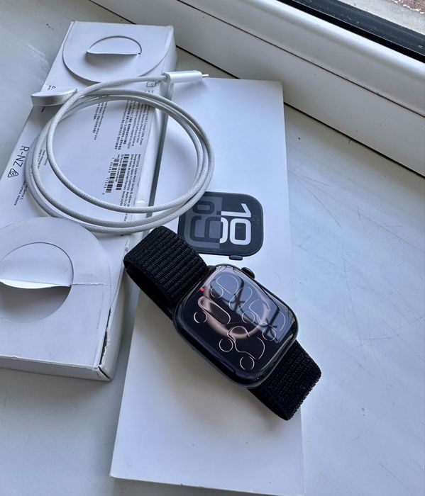 Apple iWatch 10 Black 46mm 99%