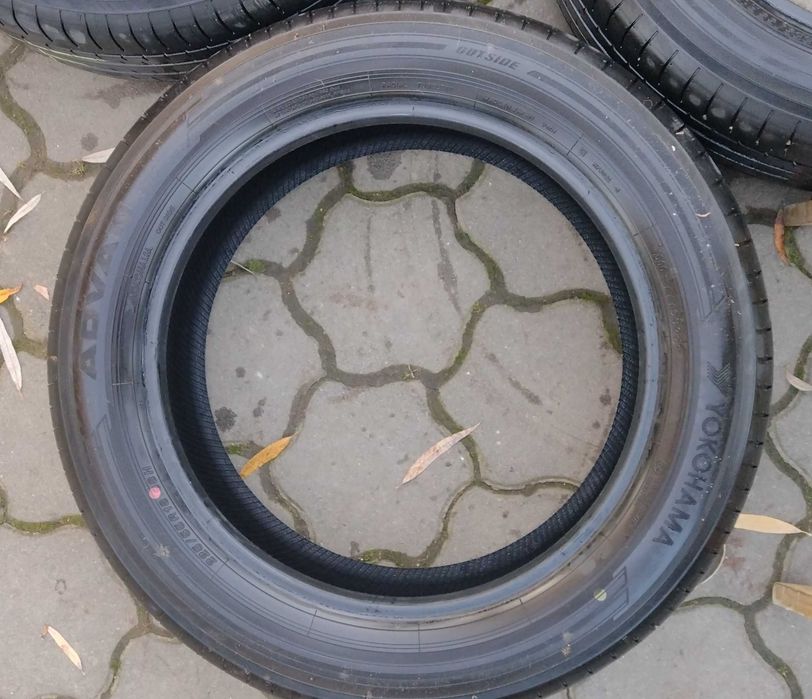 4 anvelope vara Yokohama Advan V61 225 55 R18 98H profil 6.8 mm DOT 25