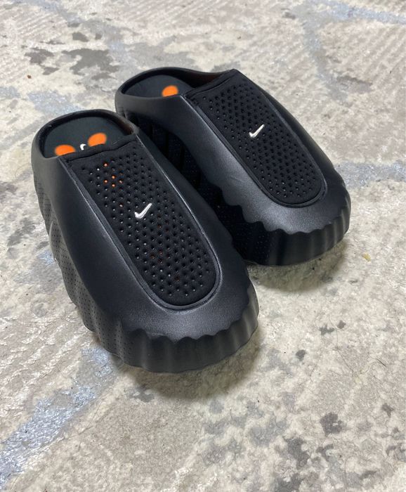 Тапочка Nike Mind 001