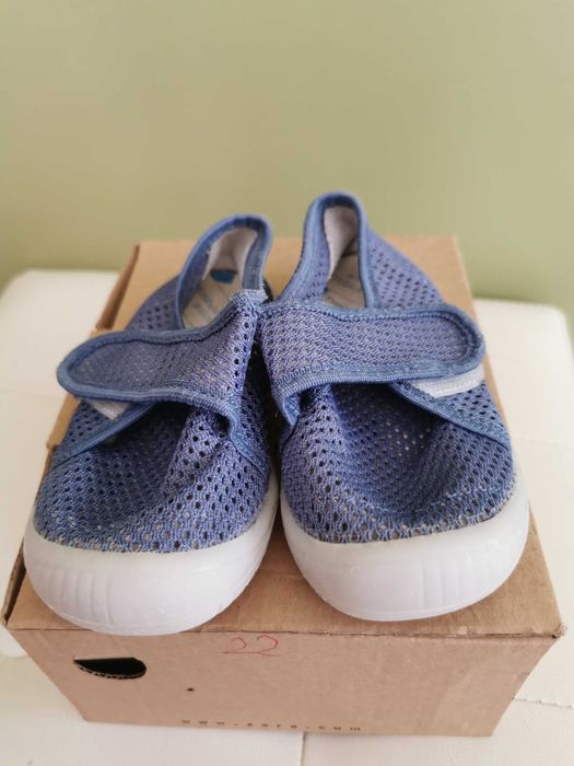 Детски пантофи 21 и 22 номер