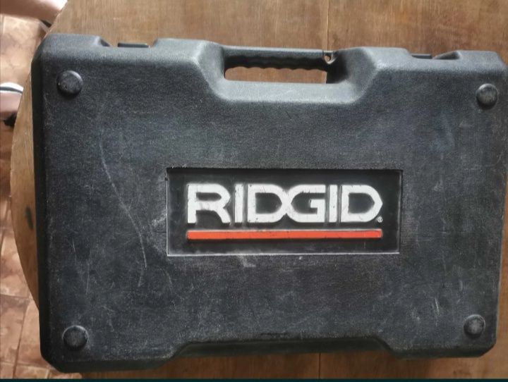 Радиална преса RIDGID