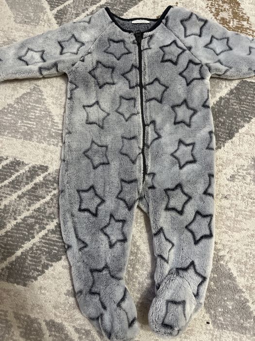 Продам комбинезончик