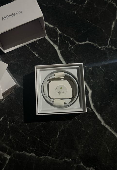 airpods pro 2 noise cancelling