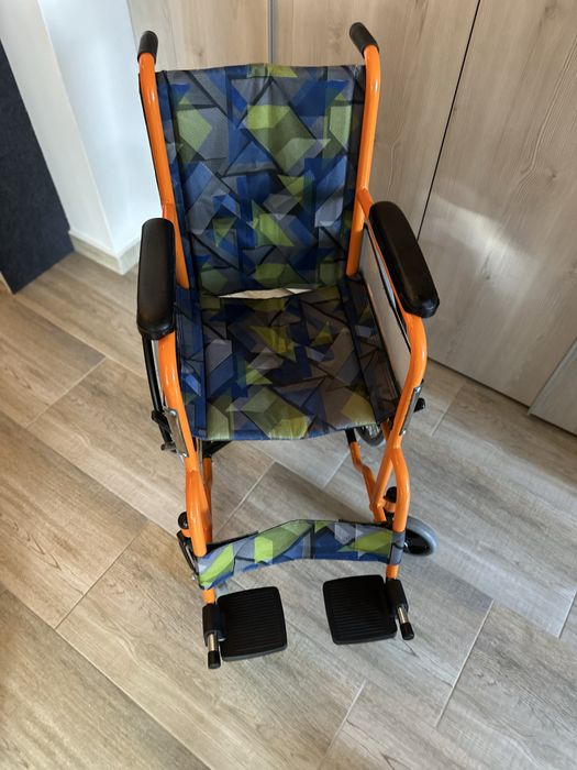 Scaun cu Rotile pentru copii