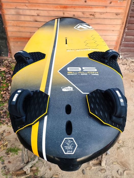 Топ слалом материал за уиндсърф