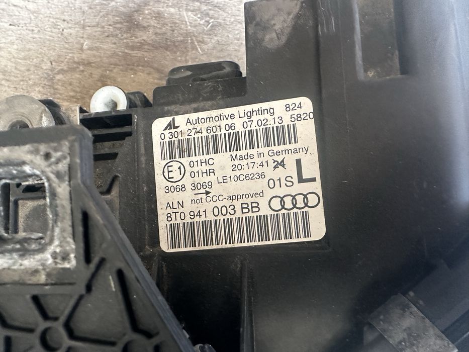 Far stanga cu halogen Audi A5 facelift A5 B8 B8.5 - 8T0941003BB
