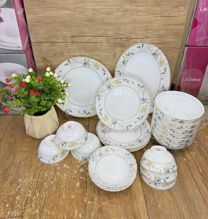 Набор посуды 24 предмета Китай. Подарочная коробка