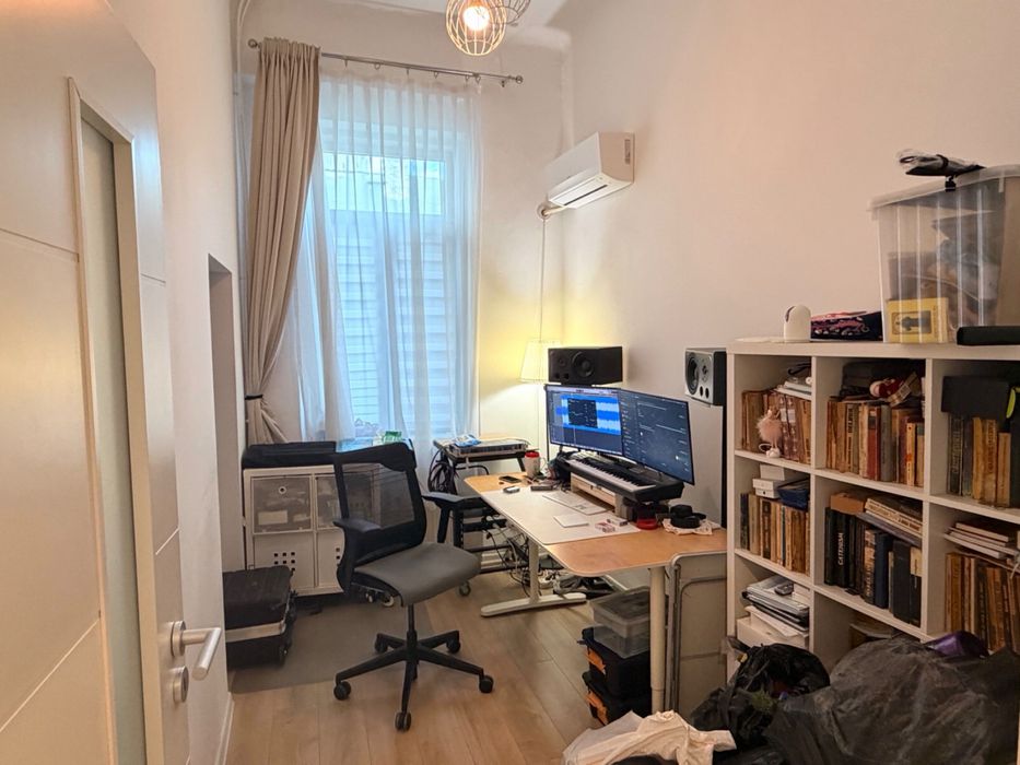 Apartament ultracentral, langa Casa Darvas