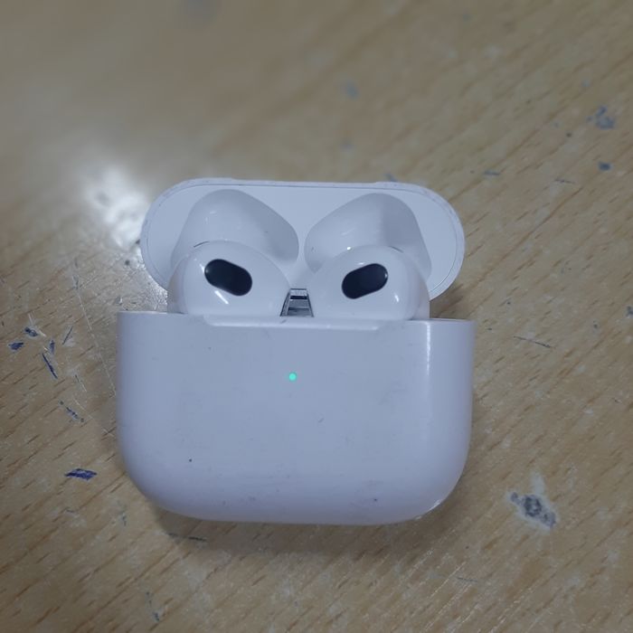 Airpods 3 поколения