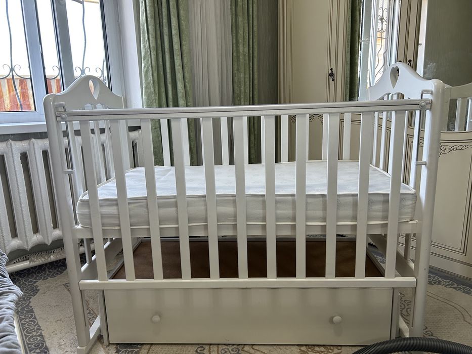 Детский кровать