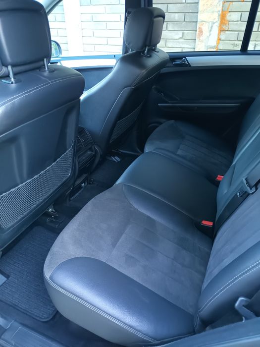 Mercedes ML W164 3.2 CDI 4 Matic цена  6000€