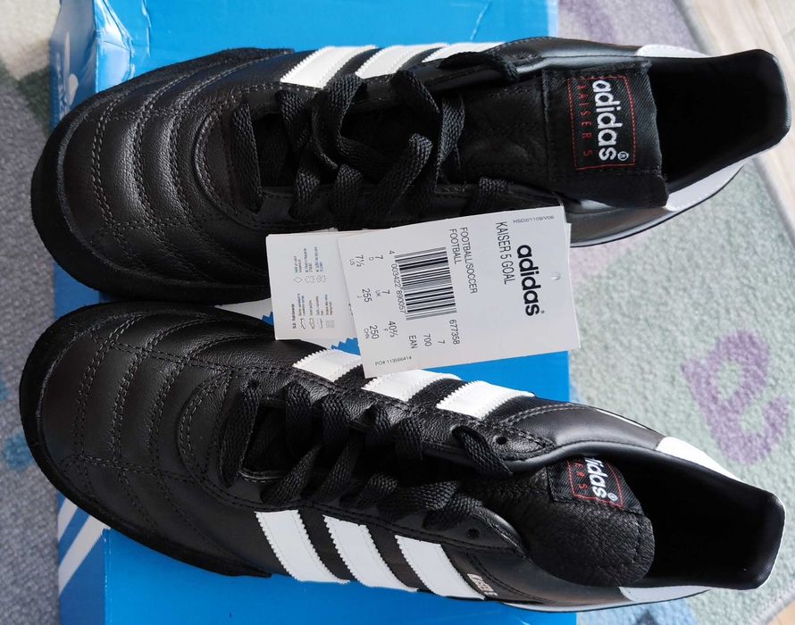 ADIDAS Kaiser 5 Goal 40 2/3 (25.5 cm/UK 7) – Футболни обувки за зала