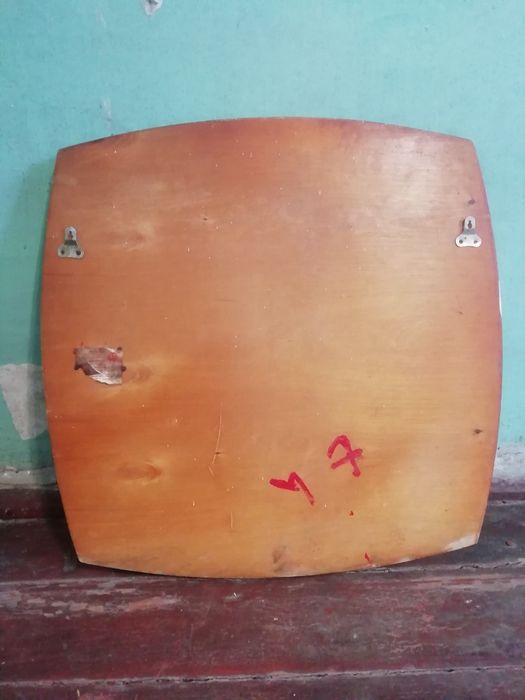 Зеркало настенное