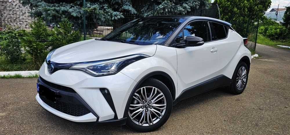 Toyota C-HR BI -TONE Alb perlat. JBL-Piele,Distronic .140 cp.16.000 km
