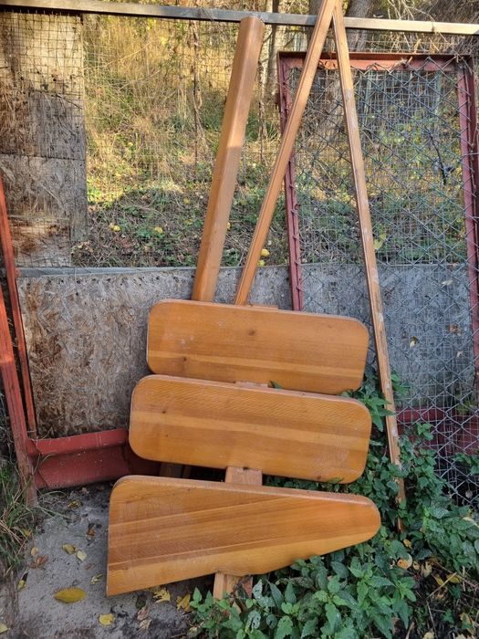 Продам лестницу деревянную